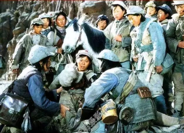 500农妇俘虏*军白**一个团，蒋介石大发雷霆，毛*东泽**：黄毛丫头真行