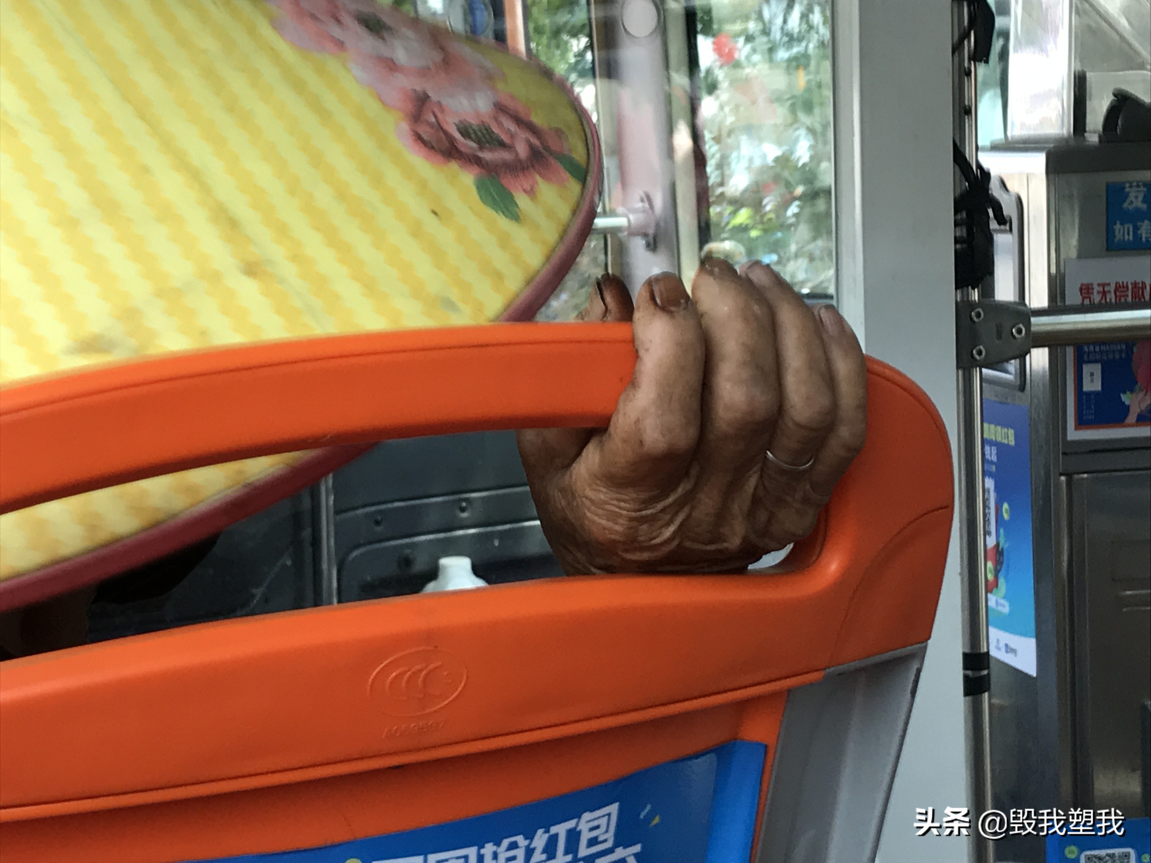 海南三亚街头真实视频,三亚街边小视频