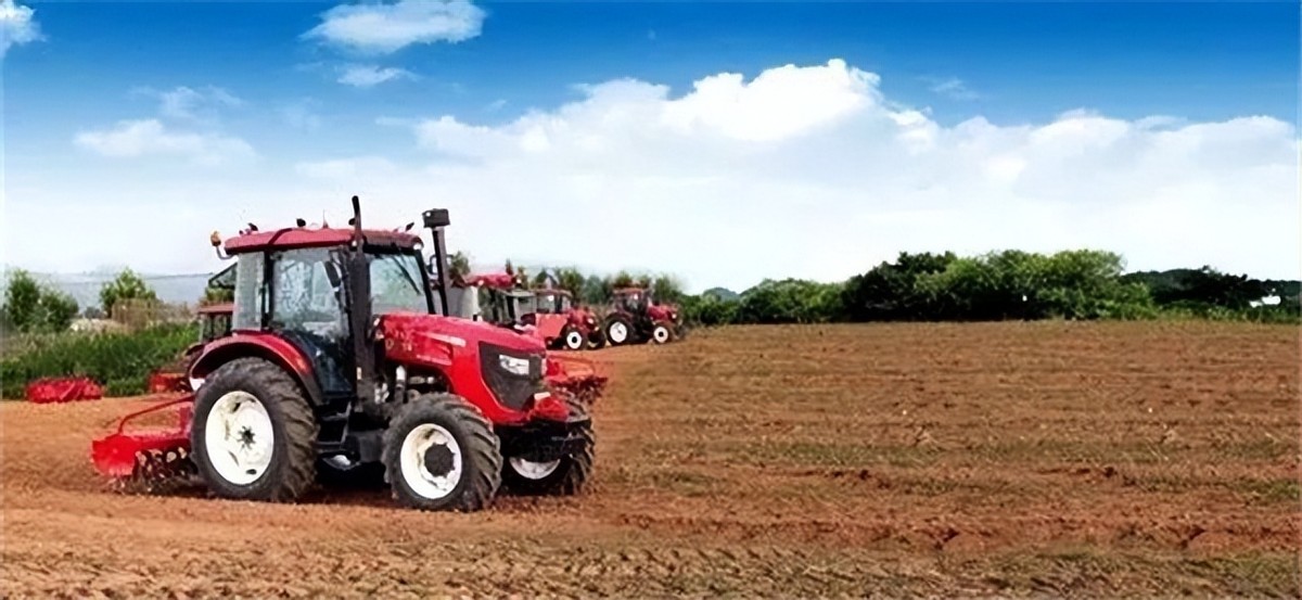 国产拖拉机的停滞与退步，马力疯长背后与国外拖拉机差距越拉越大