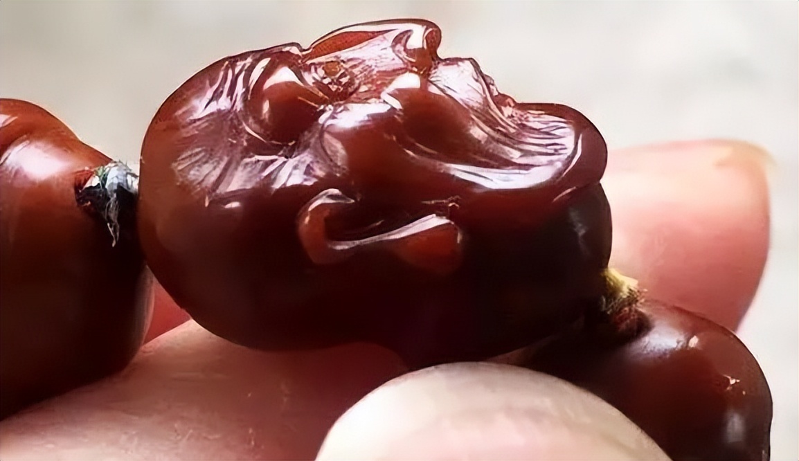 盘玩出来最好看的几种手串,文玩手串快速包浆上色