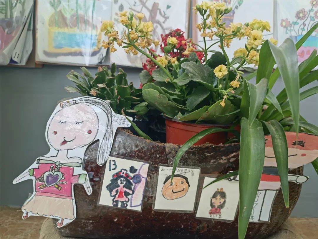 倾听儿童相伴成长主题墙幼儿园,倾听儿童相伴成长幼儿园小班视频