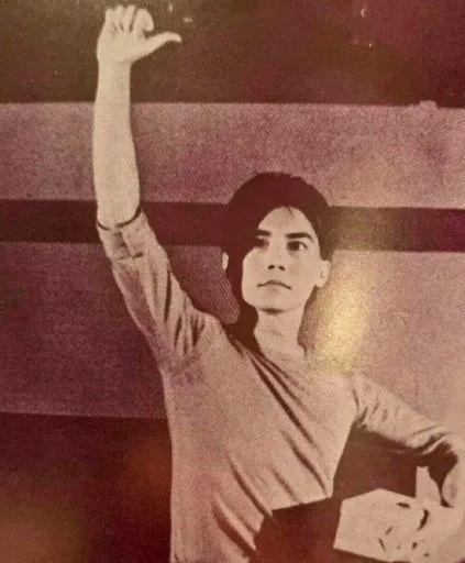 尊龙为什么孤独一生,尊龙晚年孤独