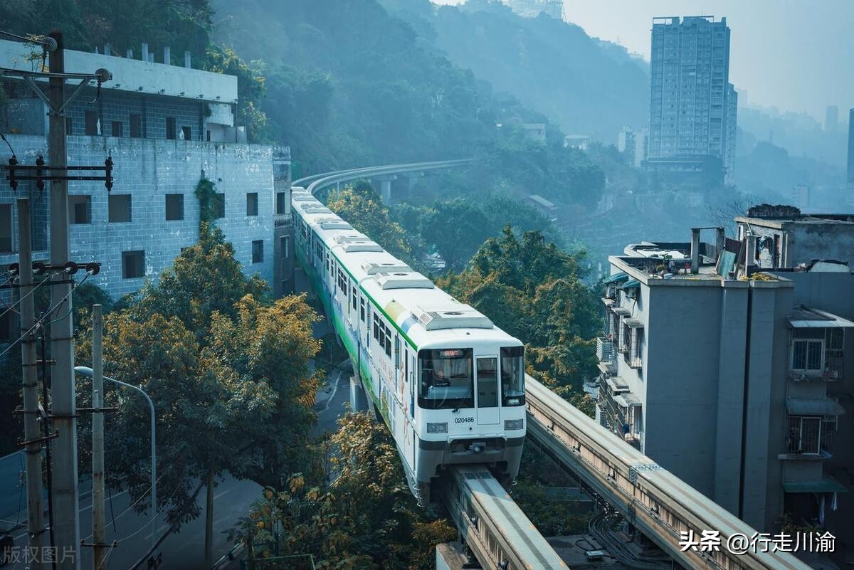 重庆地铁目前运营时间,重庆地铁运营时间解读