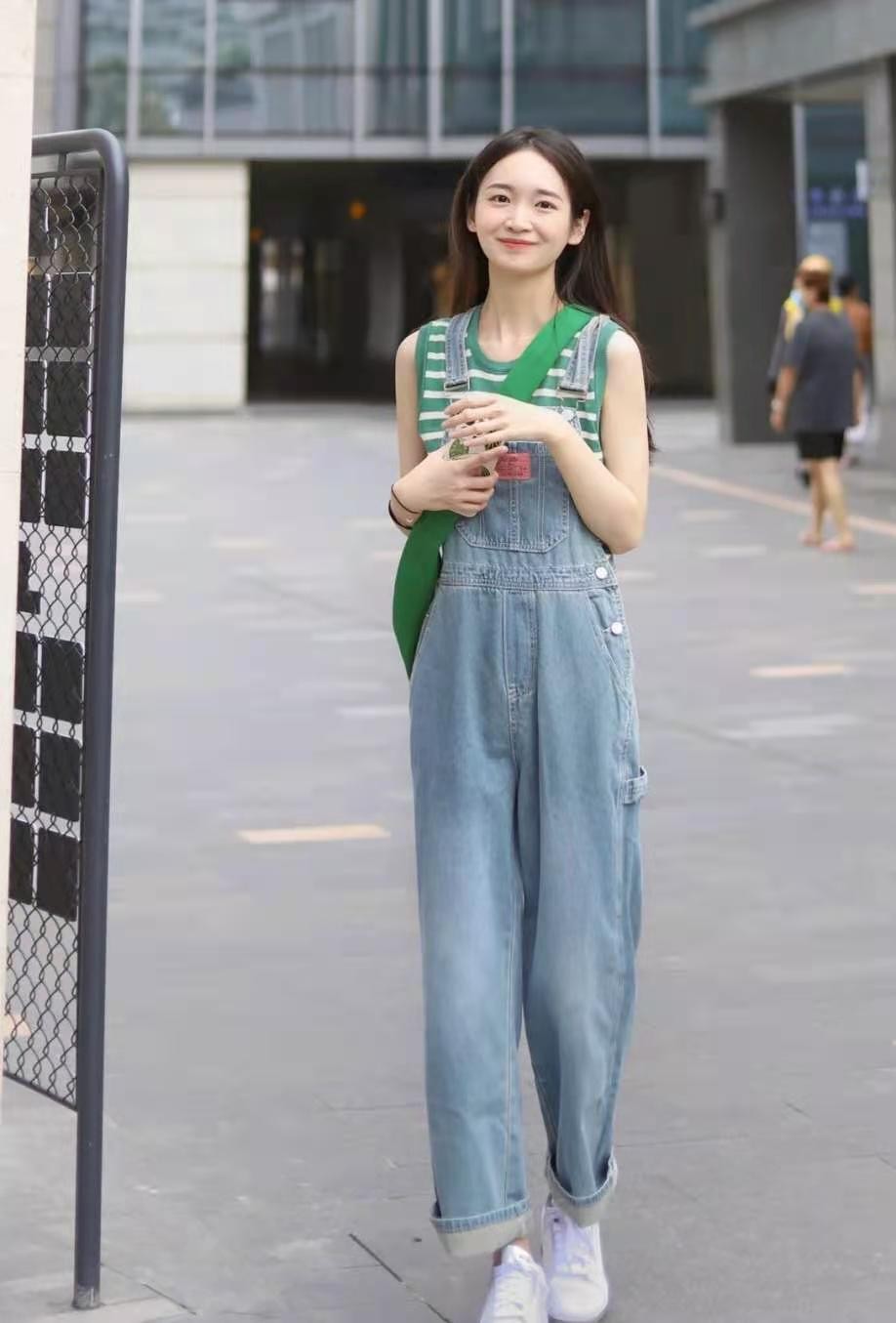 穿裙又穿裤的搭配,夏季小个子裙裤高级穿搭