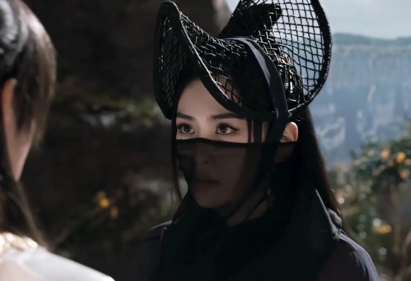 木婉清摘面纱,木婉清面纱被吹落的画面