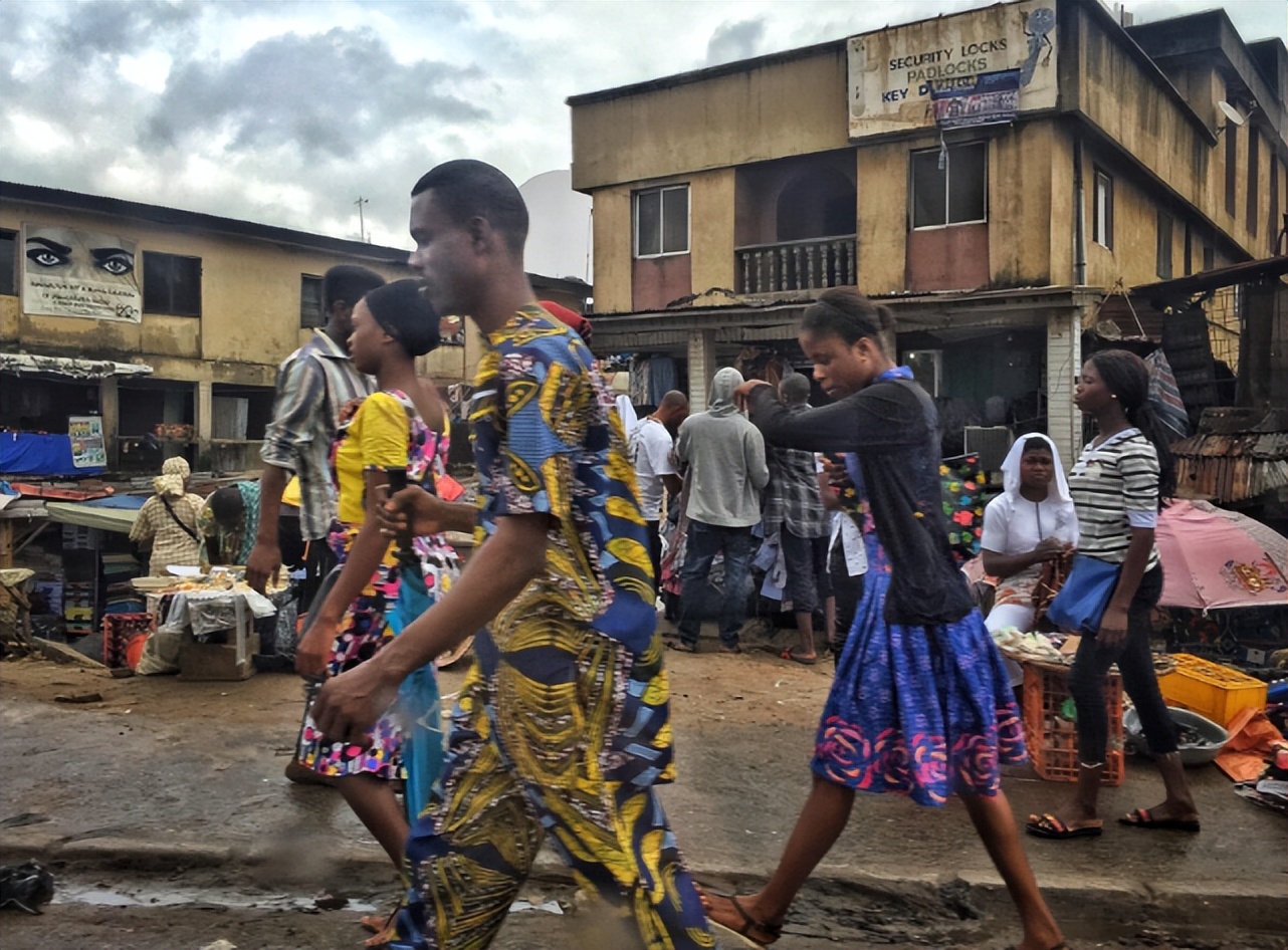 非洲日记:我在非洲买二手衣服的经历