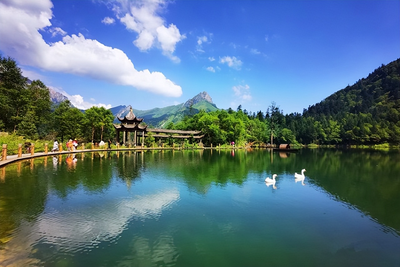 陇南市宕昌县官鹅沟风景,陇南武都官鹅沟