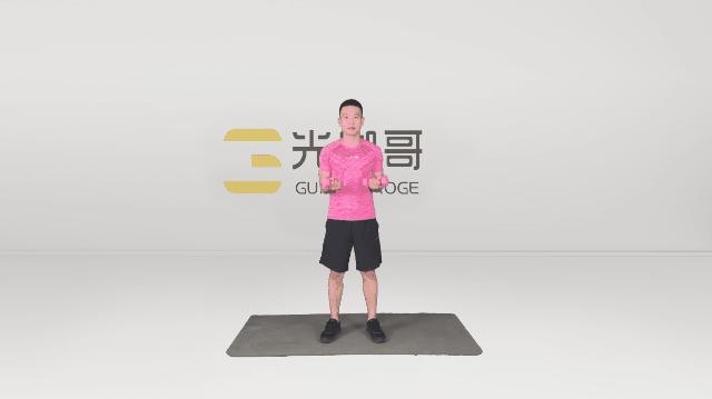 练什么动作可以使肩变宽,3个动作让肩膀变厚变宽