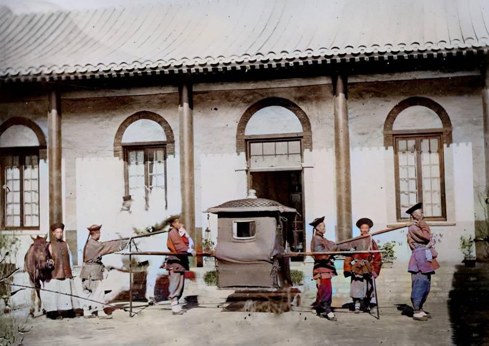 绾崇补寰峰浗灞犳潃鐘瑰お濂充汉,绾崇补灞犳潃鐘瑰お濡囧コ绾疄