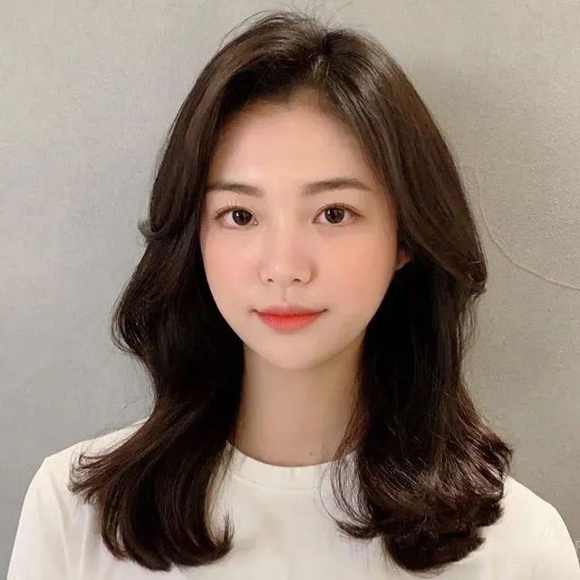 细软塌发量少蓬松,细软塌发量少发型测评