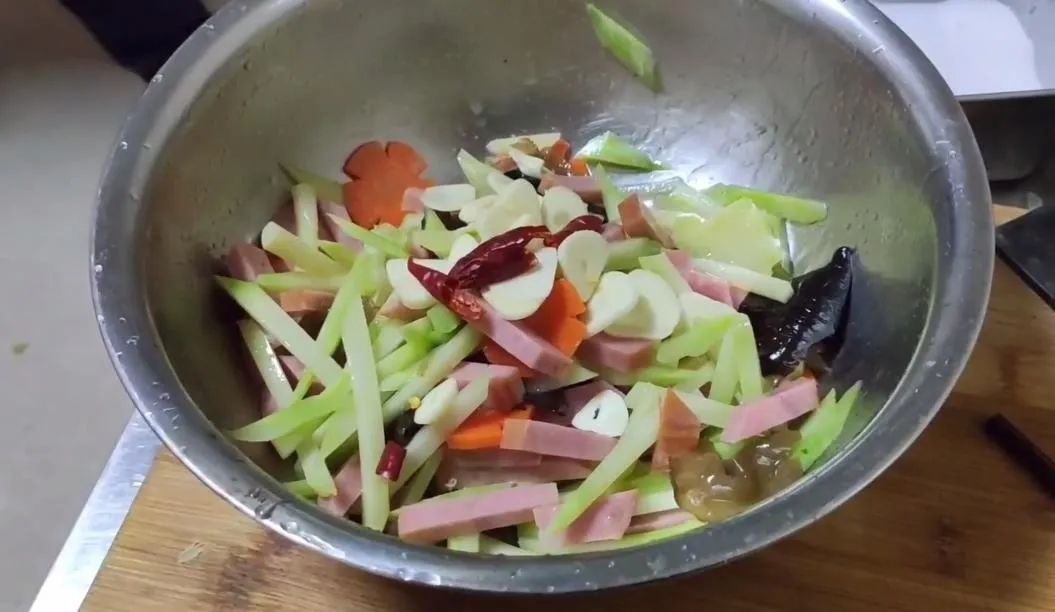 寰堝浜哄彧鍚冩灉鑲夊叾瀹炴灉鐨篃鏄疂,寰堝浜哄彧鍚冩灉鑲夊叾瀹炴灉鐨墠鏄疂