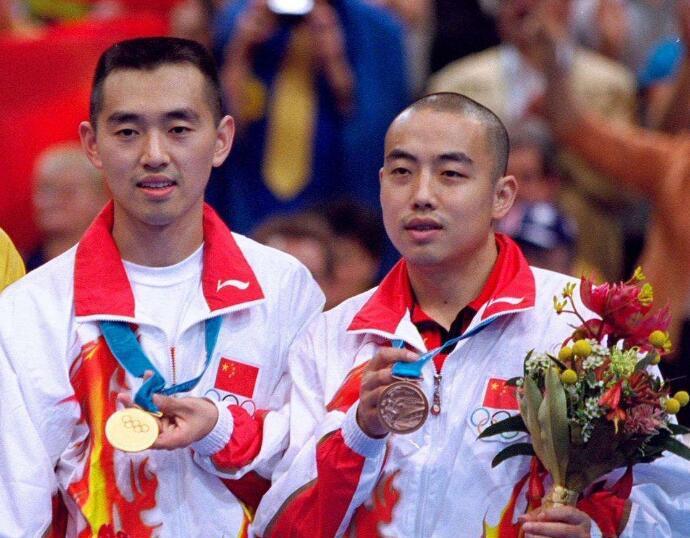 孔令辉归队了吗,孔令辉评价孙颖莎图文