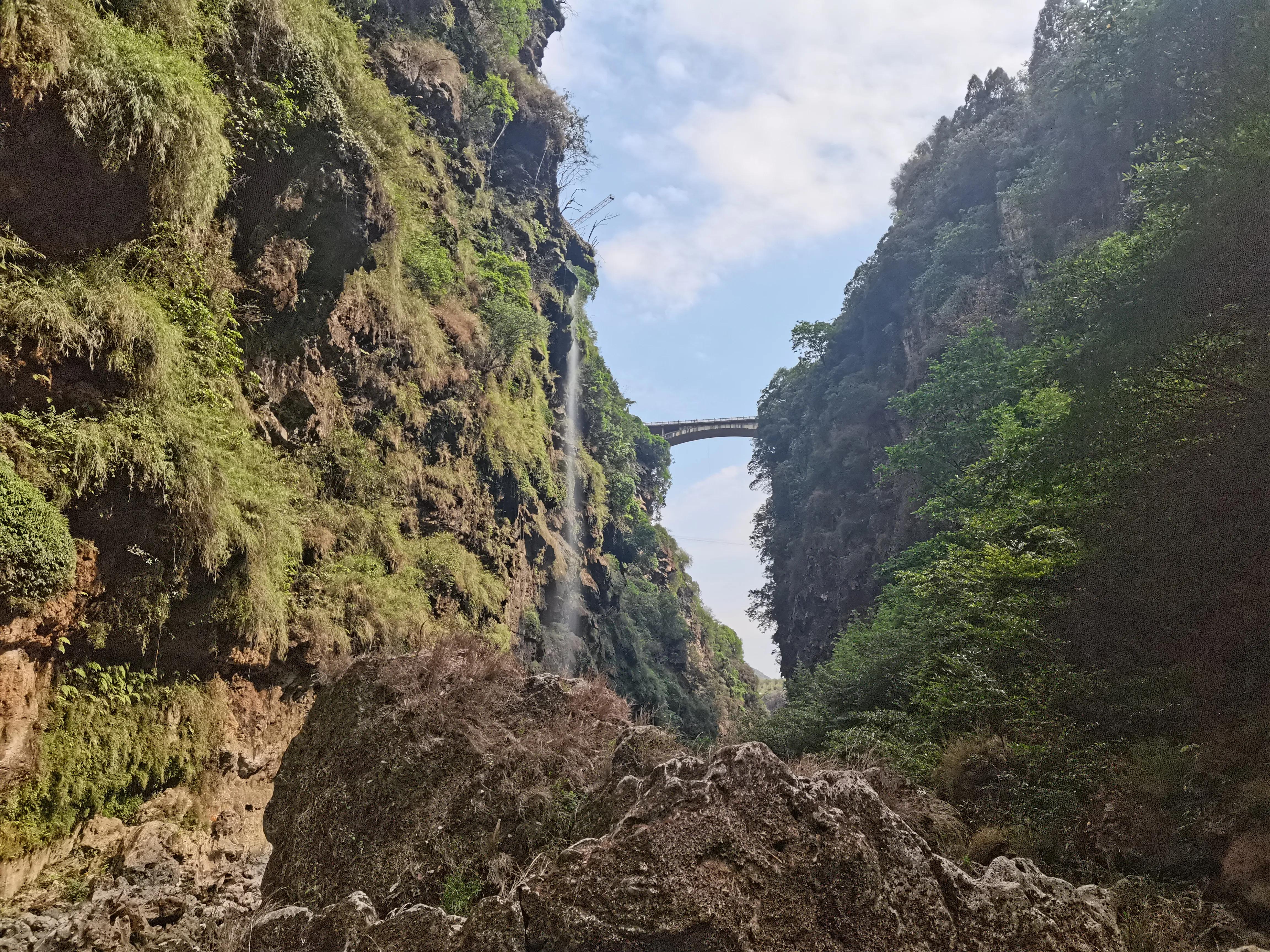 马岭河大峡谷风景区航拍,马岭河大峡谷风景区2024免门票吗