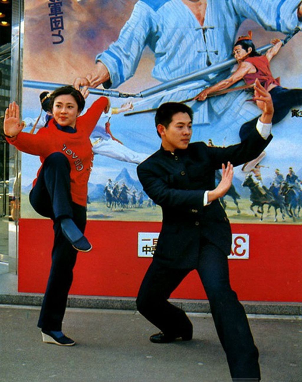 黄秋燕和李连杰有几个孩子,黄秋燕的两个女儿还认李连杰吗