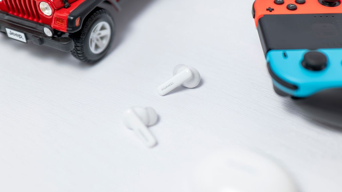 华为freebuds5i跟荣耀亲选,华为freebuds5至臻版和pro