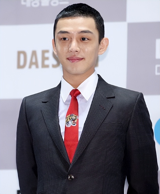 刘亚仁吸毒颁奖视频,刘亚仁分别是靠什么获得影帝视帝