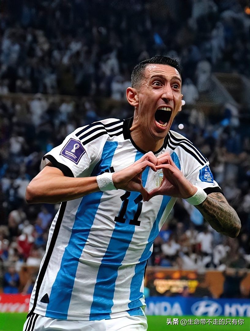 足球世界排名前十巨星哈兰德,足坛最有天赋的球星哈兰德