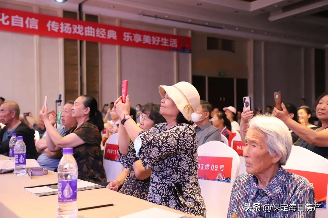 婧愮洓鍩庡彂闆嗗洟鏂板勾鏅氫細,婧愮洓鍩庡彂闆嗗洟鐩存挱鍥炴斁