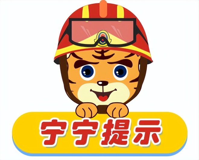 沈阳一轻轨与货车相撞现场曝光,沈阳货车撞轻轨