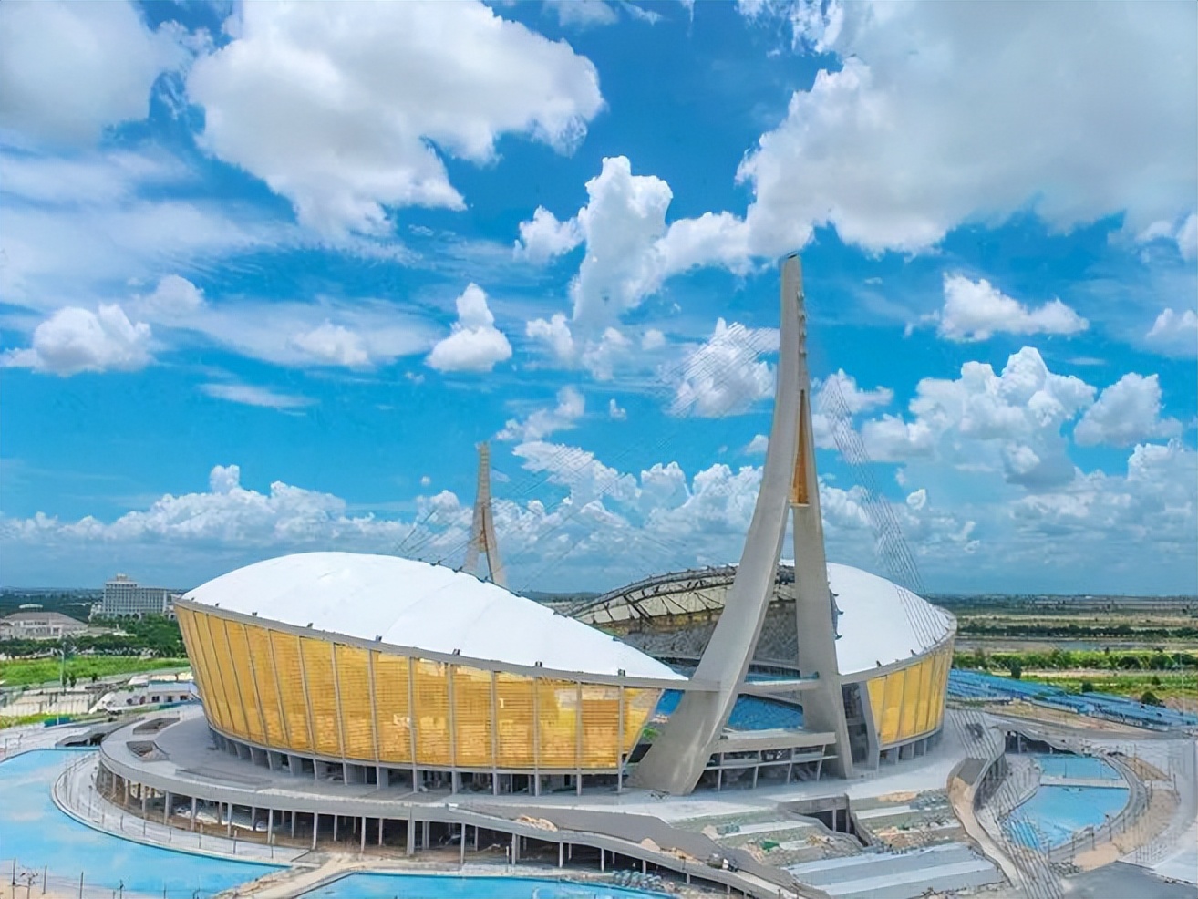 这一民族品牌，何以在外资环伺下突围，闯进“世界十强”？