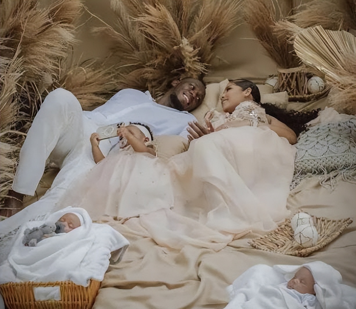 博尔特的孩子是儿子还是女儿,博尔特一共生了几个孩子