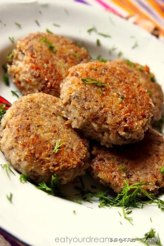 俄罗斯的美食真的好吃吗,俄罗斯美食到底有多实在