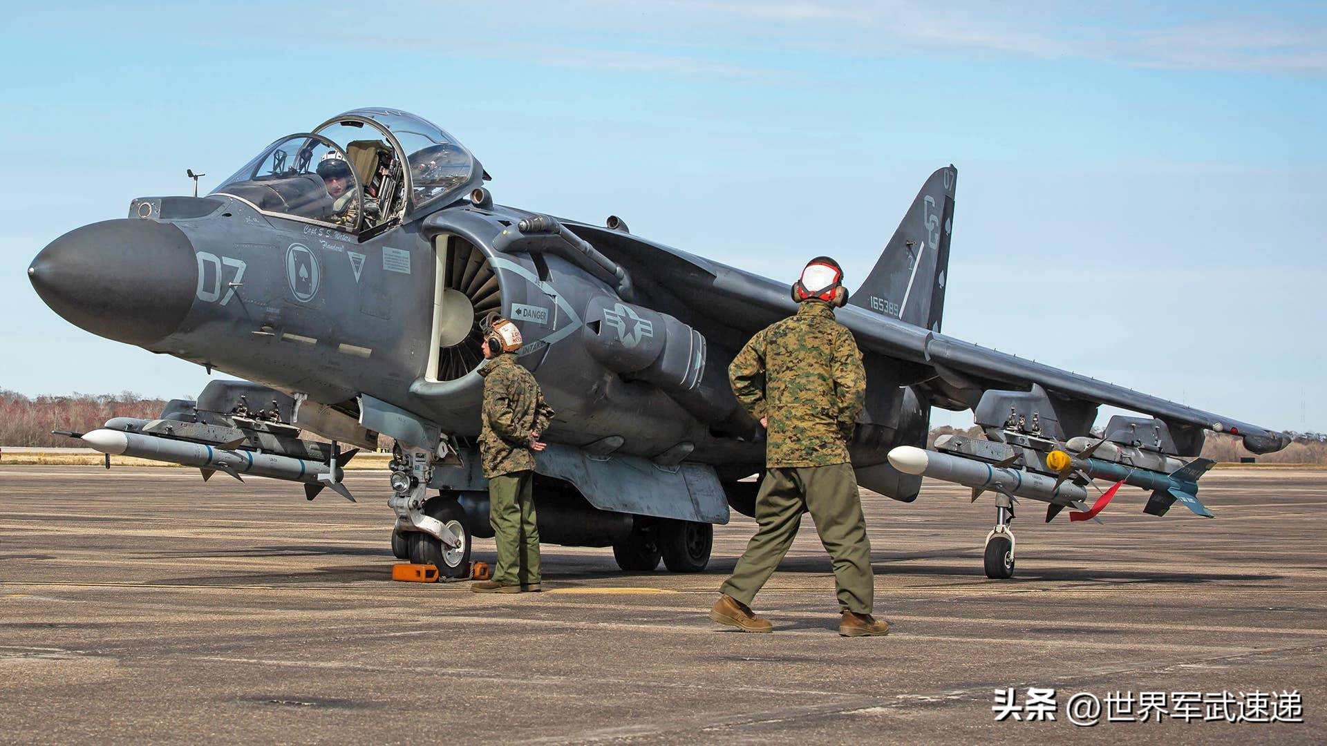 就是为了吸台湾血！外媒建议台湾购买淘汰的AV8B，机场被炸也能用