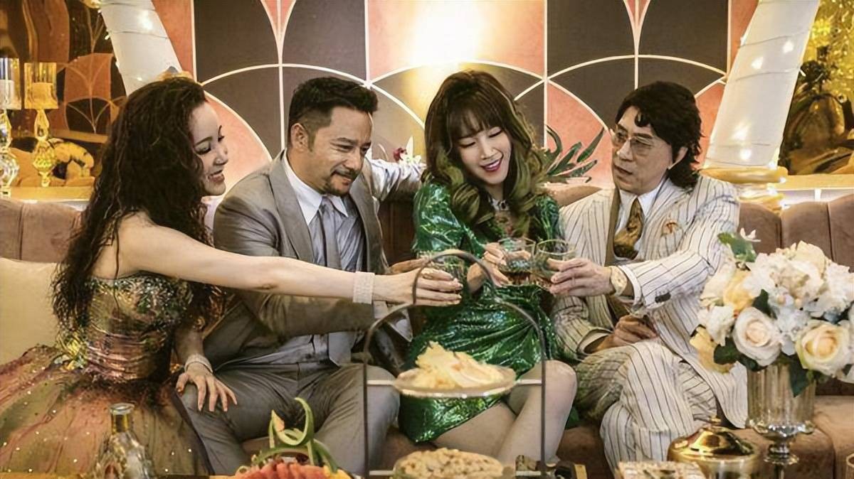 一舞倾城风情万种,一舞倾城文凯玲吻戏