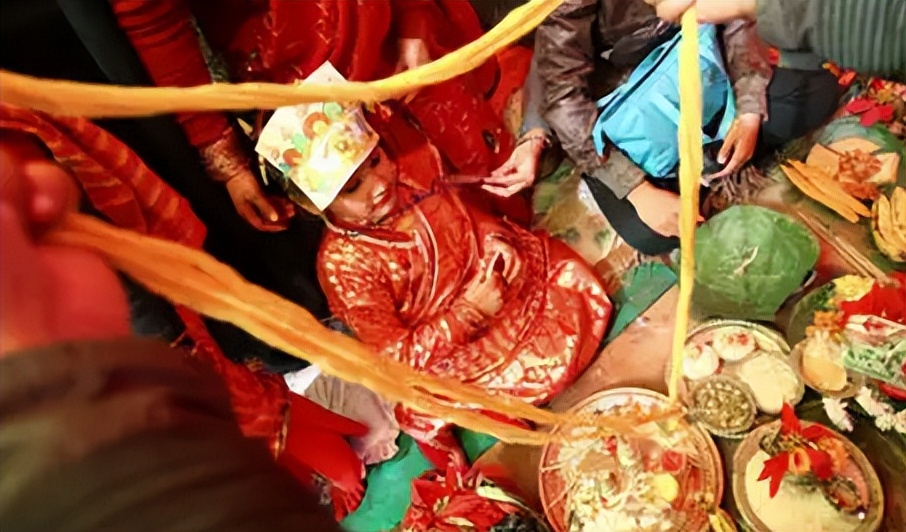 尼泊尔女性寿命低的原因,尼泊尔的女性很保守吗