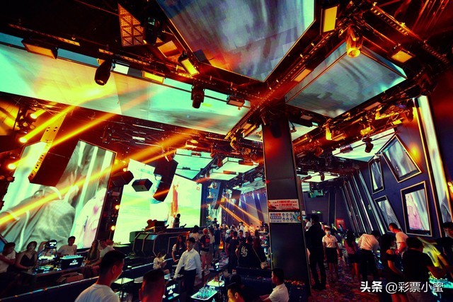 胡桃里加盟费及加盟条件,胡桃里加盟一家需要多少钱