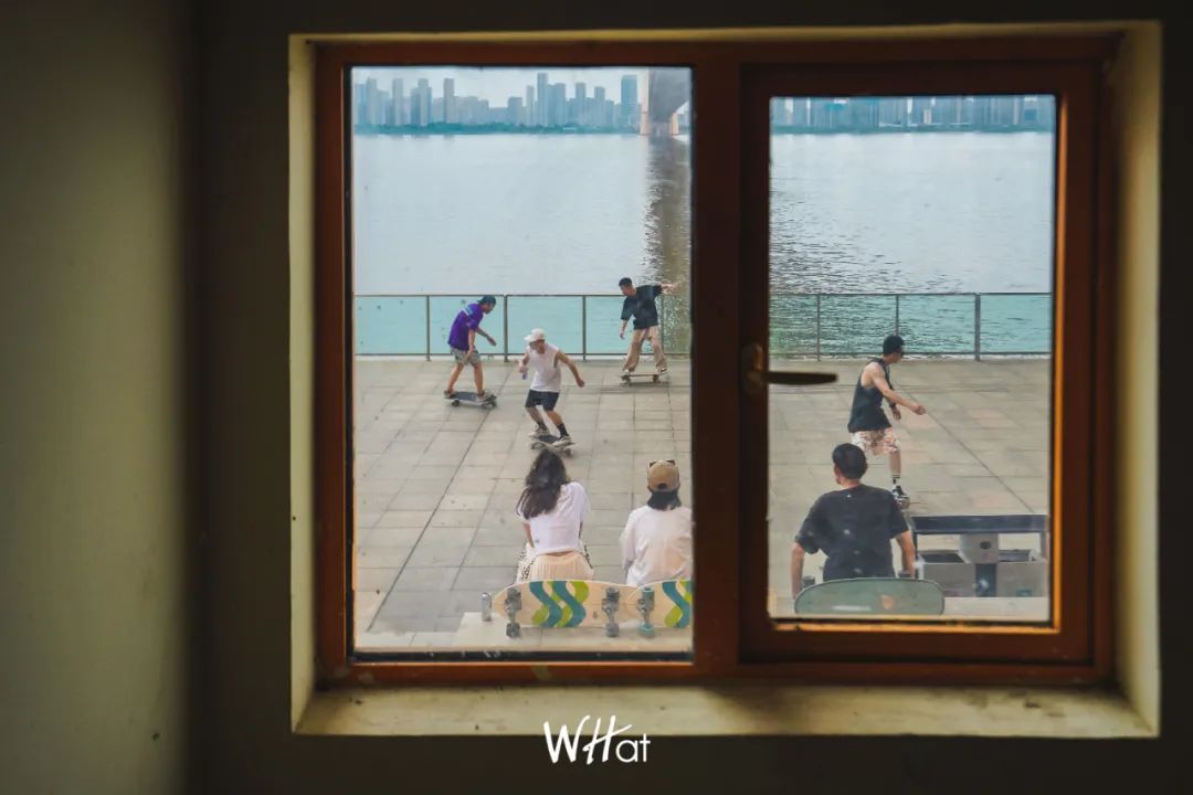 不靠女友，武汉男生可以时髦到什么程度？