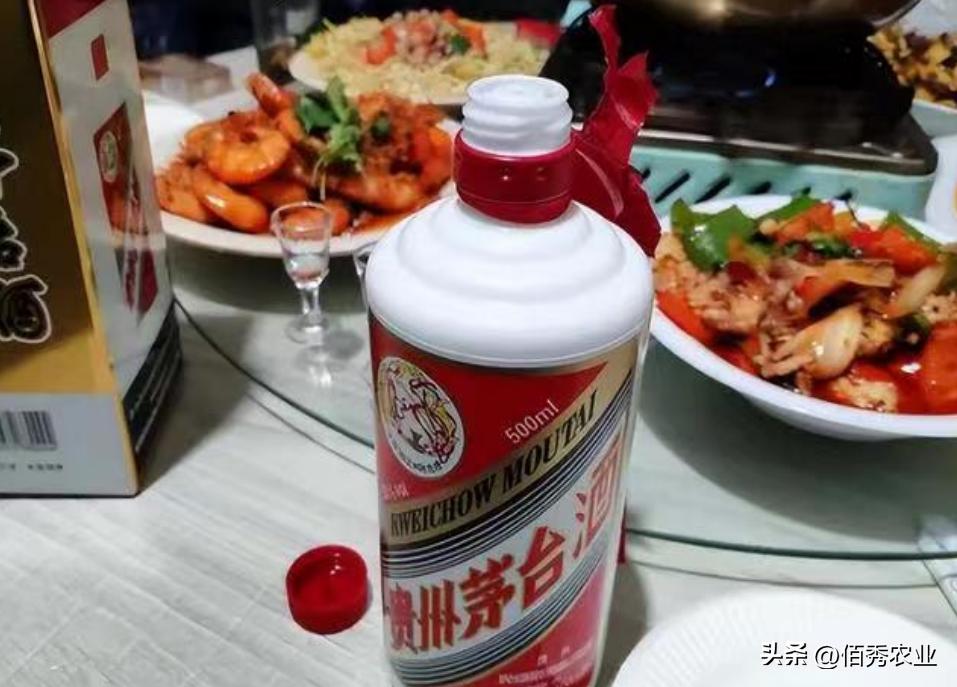 52度白酒存放十年过期吗,42度白酒时间长了会过期吗