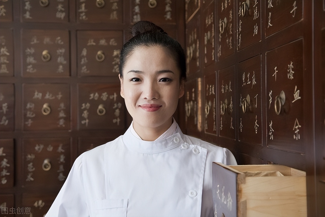 卵巢囊肿21mmx16mm怎么治疗,卵巢囊肿8cm左右无不适症状要紧吗