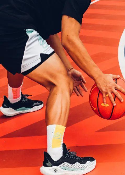 全新球鞋,这双球鞋见证了你的进步和蜕变