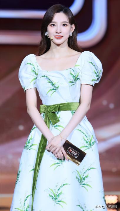 央视一姐主持人马凡舒,新任央视一姐马凡舒