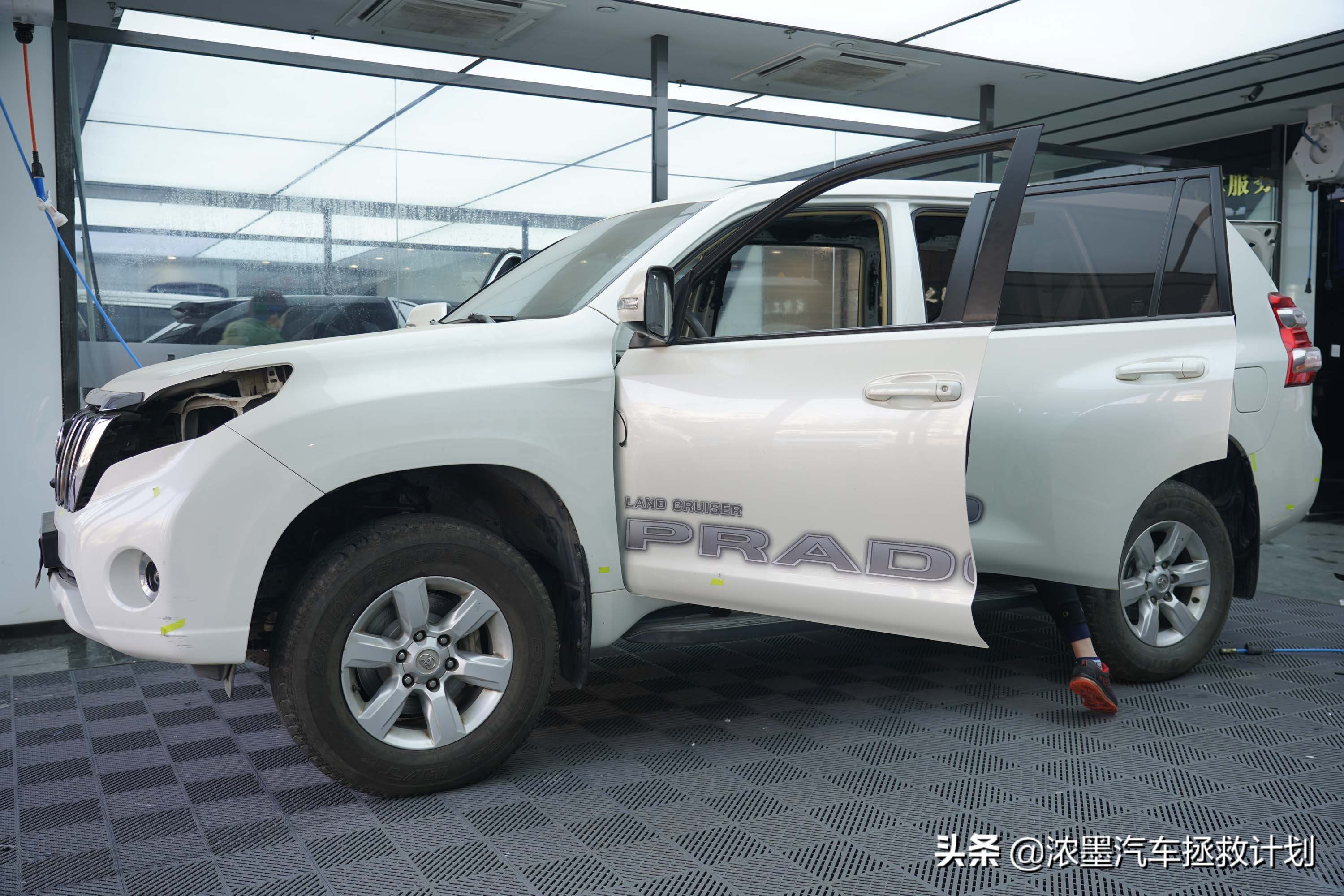 硬汉焕颜丰田普拉多续写越野传奇,修复翻新09年的丰田普拉多