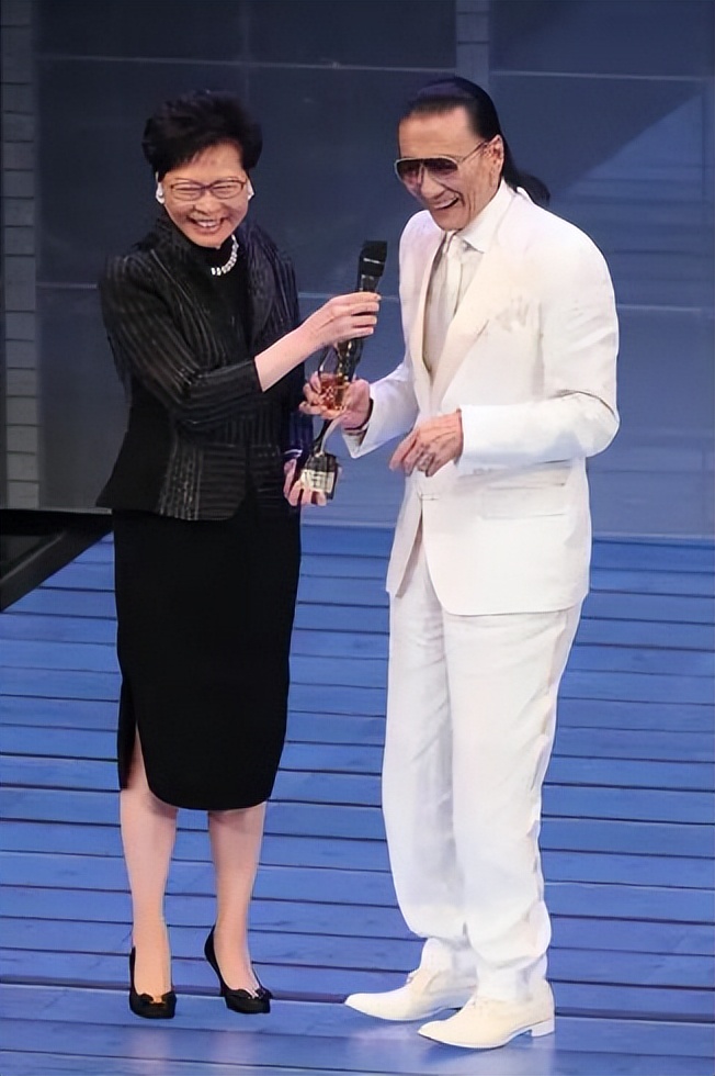 85岁谢贤获影帝现场,85影帝第一人