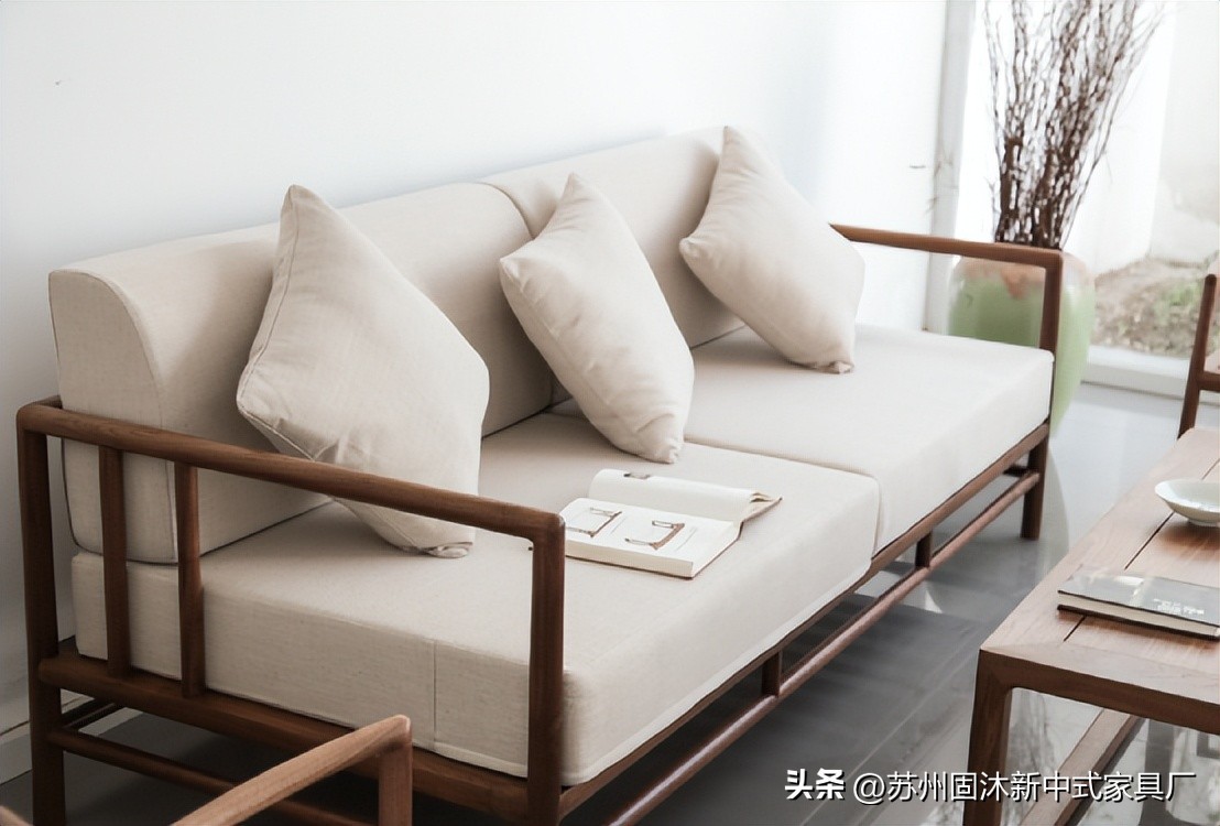 家具是原木风格治愈系小户型,原木家具现代简约风