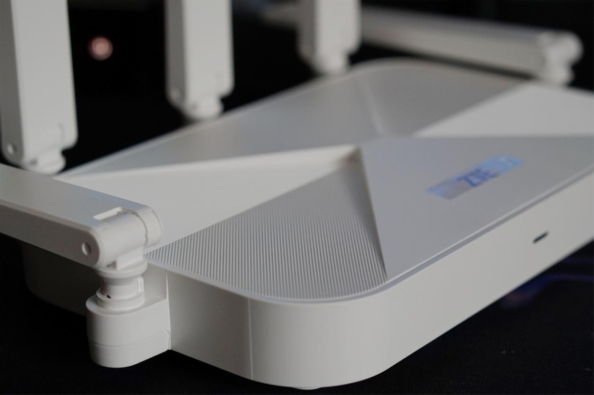 中兴ax3000天巡版路由器横评,中兴ax3000路由器评测