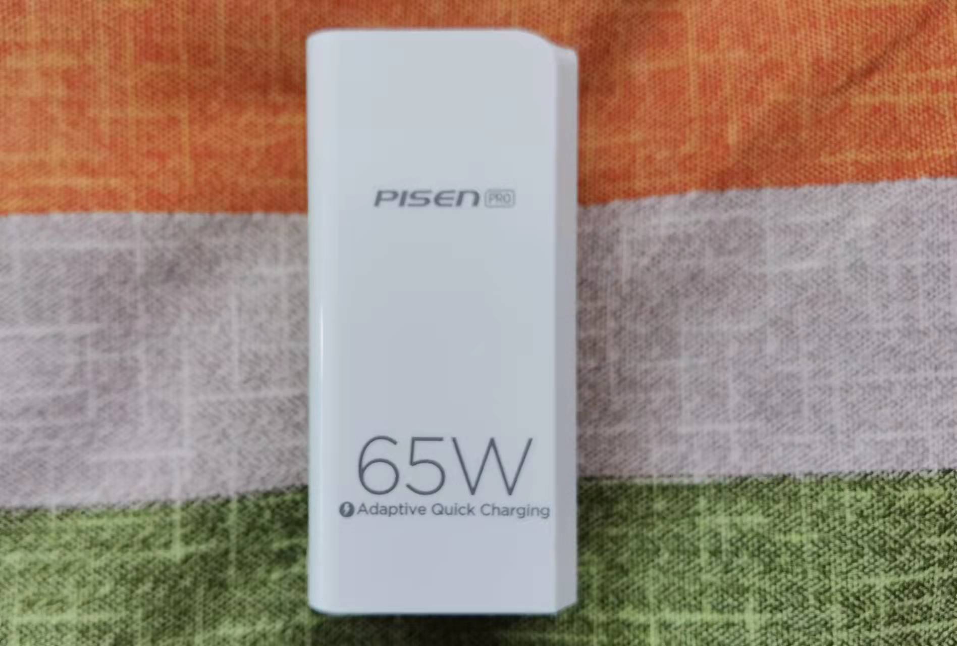 品胜70w氮化镓充电头测评,品胜氮化镓65w充电器对比倍思65w