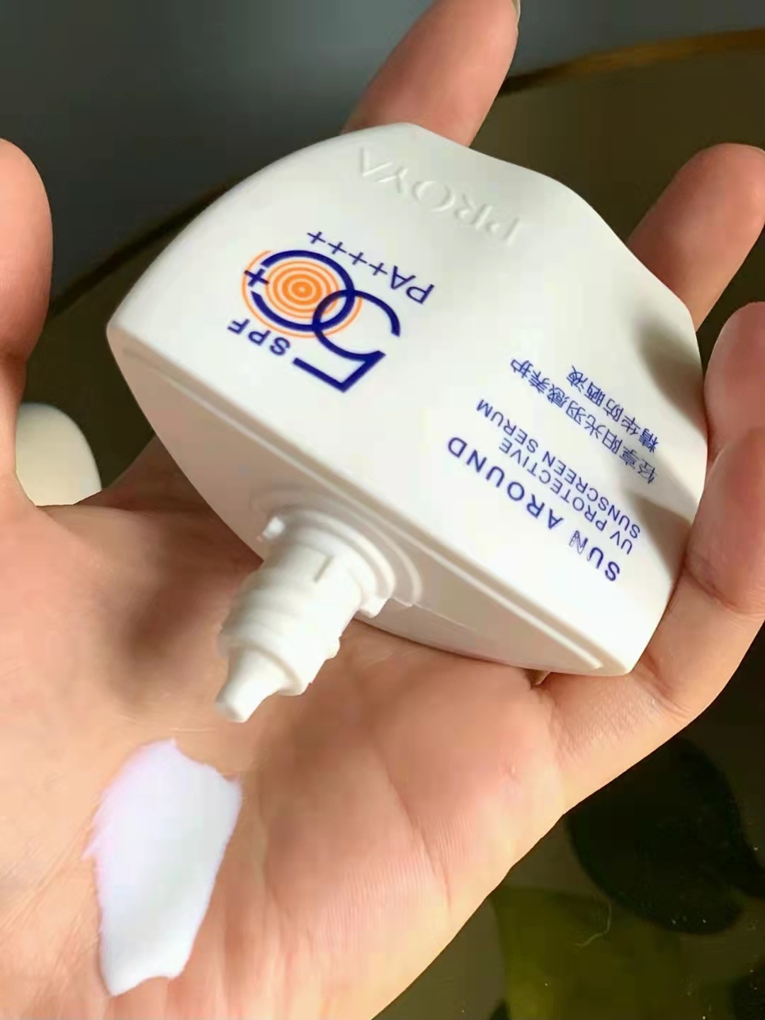 防晒效果好又水润不干的防晒霜,防晒效果最好的几款平价防晒霜