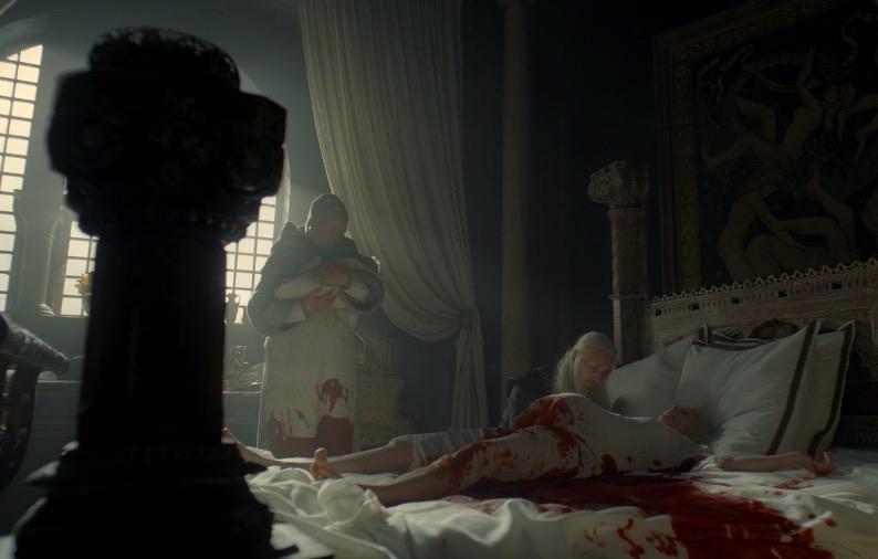 《龙之家族》:大尺度神剧回归,希望不烂尾