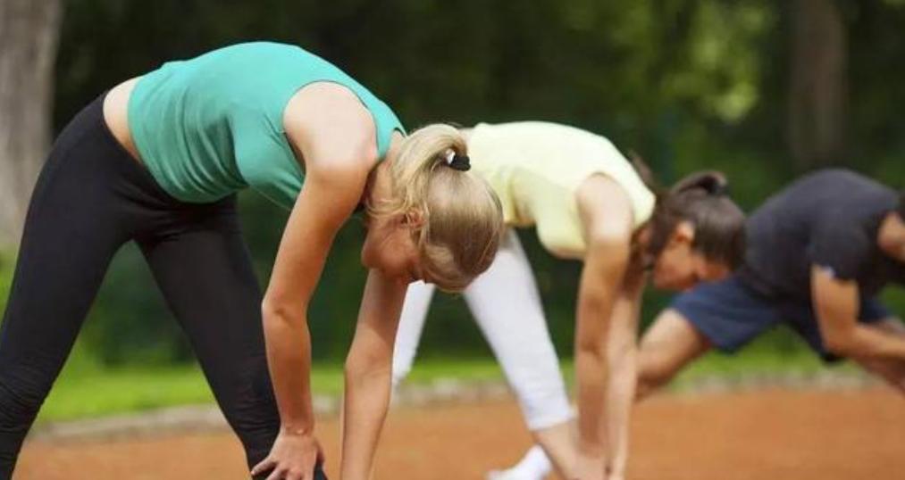肩膀酸痛是不是糖尿病引起的,肩膀酸麻无力是肩周炎的症状吗