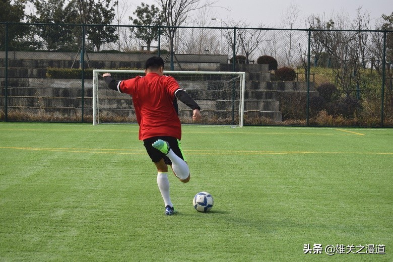 pumafuturez1.4内马尔足球鞋,pumafuturez1.3小黑鞋