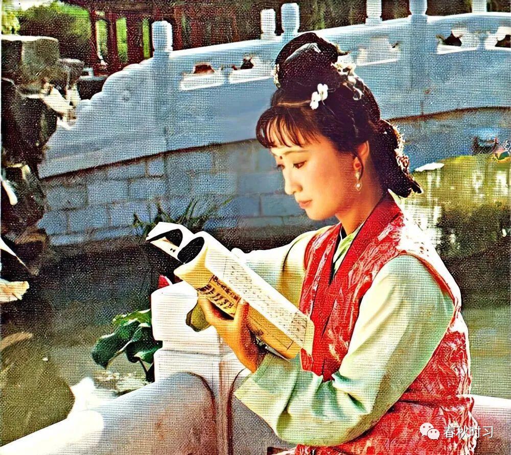 红楼梦中对林黛玉的描写的评价,红楼梦中描写林黛玉和贾宝玉相貌