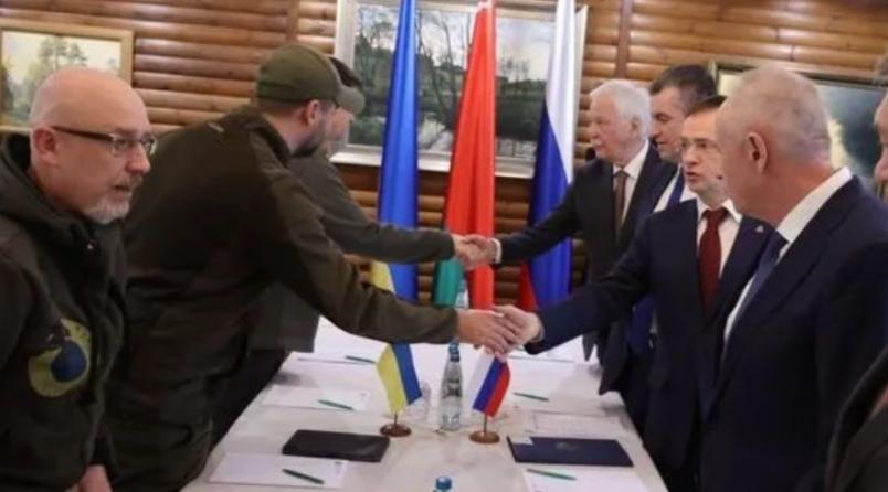 西班牙首相桑切斯正考虑辞职,西班牙首相桑切斯欢迎仪式