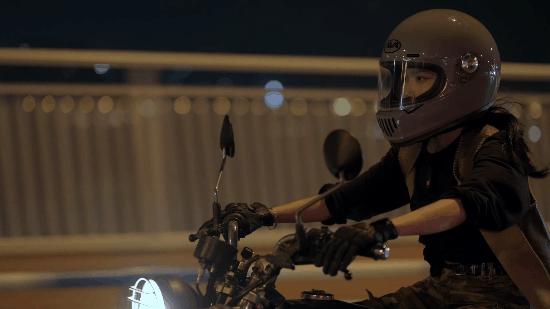 富士x-t5等四款相机迎来固件升级,富士x-t5对比富士gfx100s