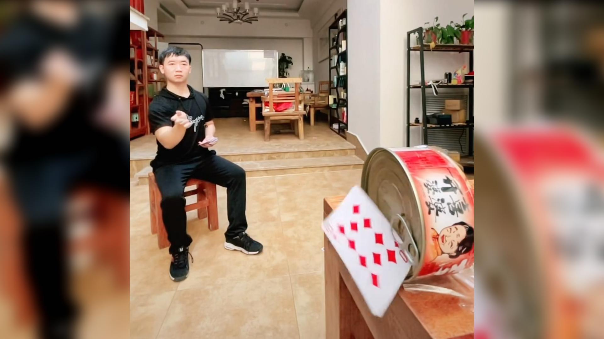 东方不败的飞针绝技和飞牌,飞针飞牌东方不败