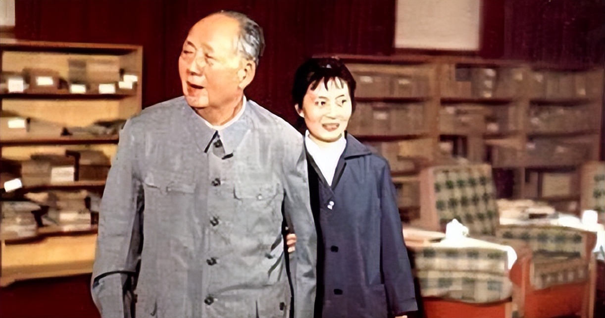 毛主席生前最后一次观影，开播10分钟主席放声痛哭，放映被迫中断