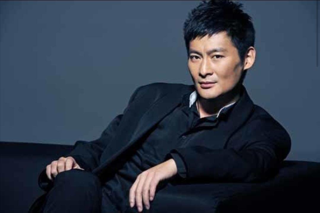 酒蒙子拍摄,酒蒙子为什么眼神呆滞